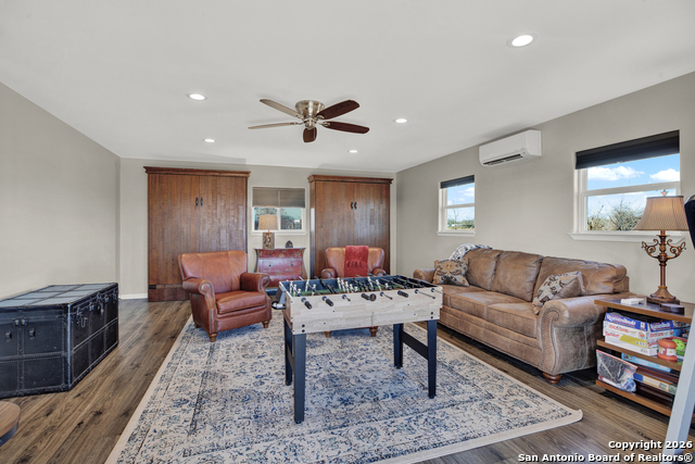 Image 29 of 46 For 308 Oakhaven Lane