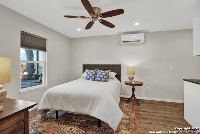 Image 30 of 46 For 308 Oakhaven Lane