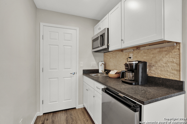 Image 33 of 46 For 308 Oakhaven Lane