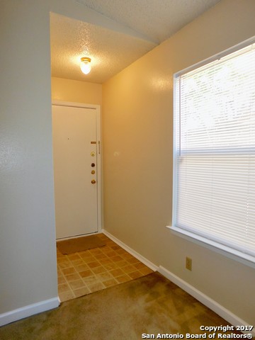 Image 4 of 19 For 6308 Waddesdon Wood