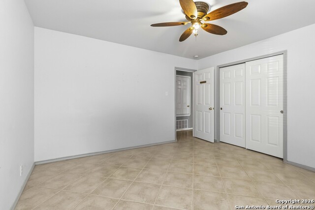 Image 28 of 32 For 14342 Markham Glen