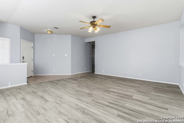 Image 5 of 32 For 14342 Markham Glen