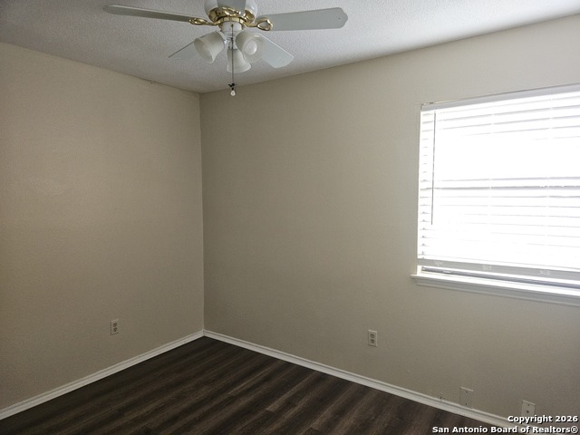 Image 16 of 19 For 4410 Putting Green