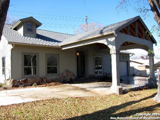 Image 2 of 8 For 8209 Laurelhurst