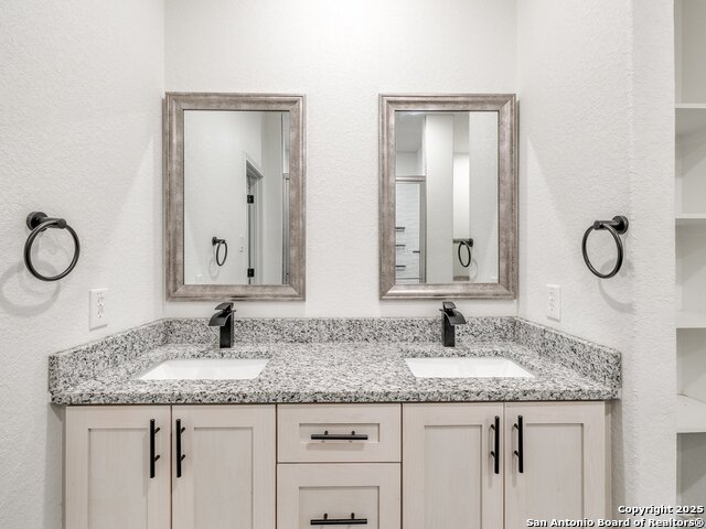 Image 27 of 42 For 656 Fawn  