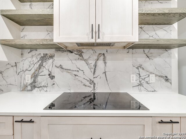 Image 35 of 42 For 656 Fawn  