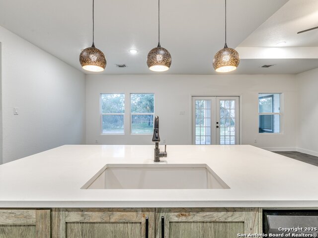 Image 37 of 42 For 656 Fawn  