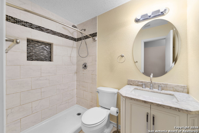 Listing photo id 16 for 11038 Angel Pt