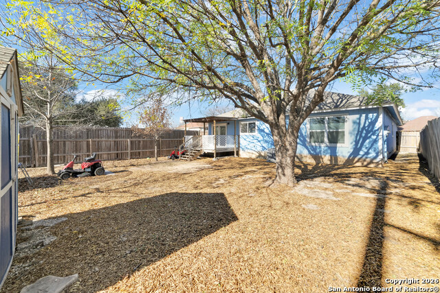 Listing photo id 17 for 11038 Angel Pt