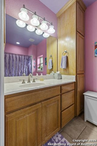 Image 24 of 50 For 362 Coneflower