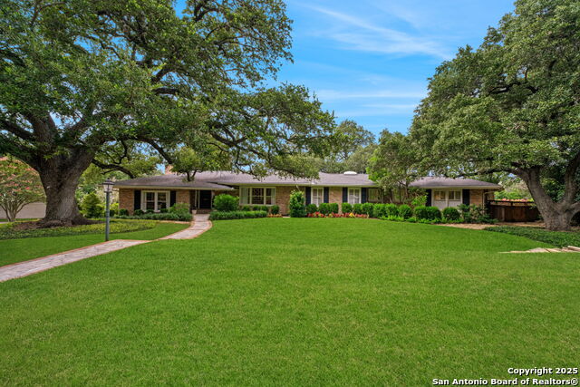 Details for 701 Ridgemont, Terrell Hills, TX 78209