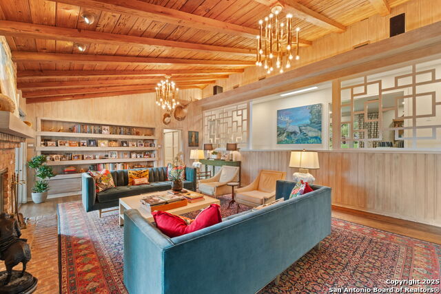 Image 15 of 48 For 701 Ridgemont