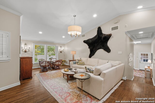 Image 30 of 48 For 701 Ridgemont