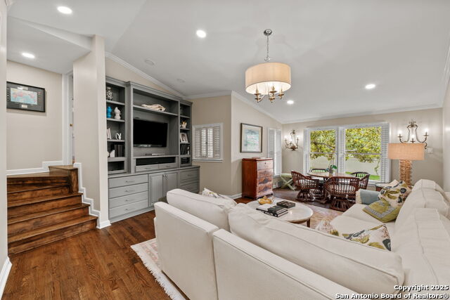 Image 31 of 48 For 701 Ridgemont