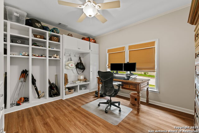 Image 35 of 48 For 701 Ridgemont