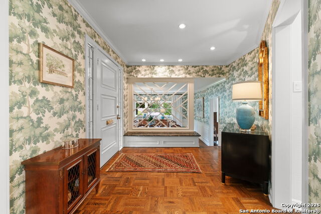 Image 5 of 48 For 701 Ridgemont