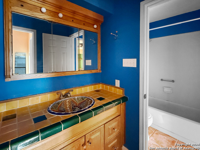 Image 6 of 8 For 4839 Brandeis 712