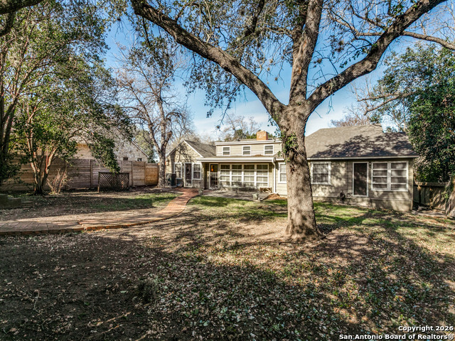 Image 24 of 25 For 316 Elizabeth Rd