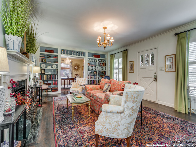 Image 4 of 25 For 316 Elizabeth Rd