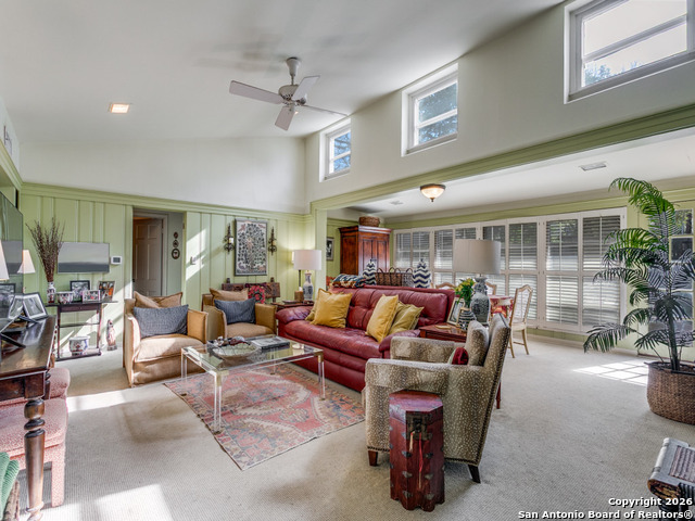 Image 7 of 25 For 316 Elizabeth Rd