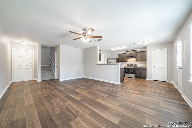 Image 2 of 16 For 3607 Southton View