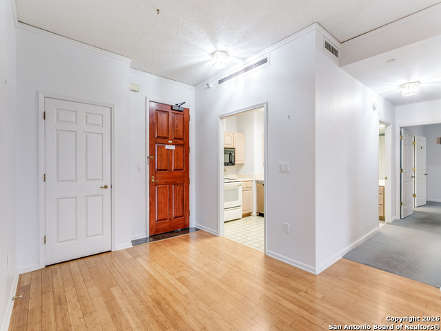 Image 6 of 24 For 1 Towers Park  1202