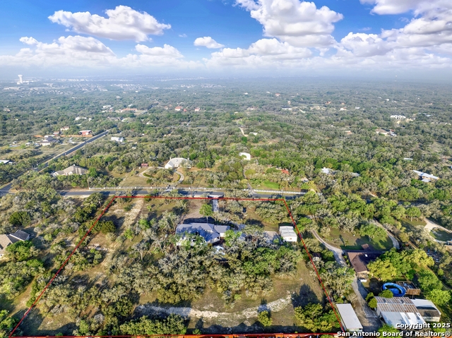 Image 10 of 62 For 306 Rolling Oaks Ln N