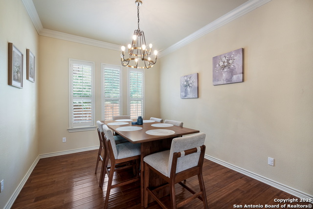 Listing photo id 12 for 2784 Indian Wells