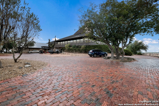 Listing photo id 35 for 2784 Indian Wells