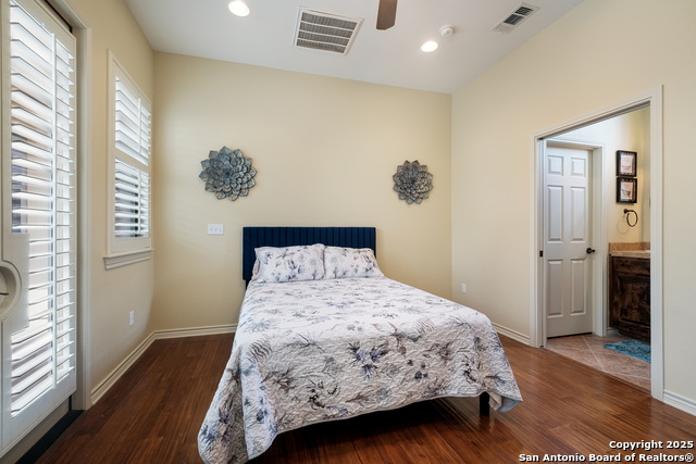 Listing photo id 2 for 2784 Indian Wells