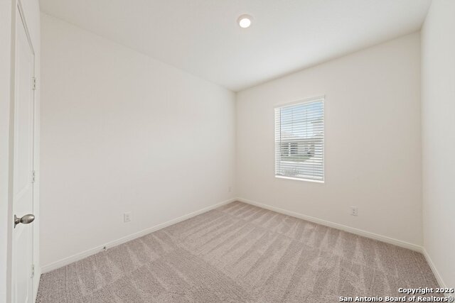 Image 21 of 32 For 6028 Pearl Meadow