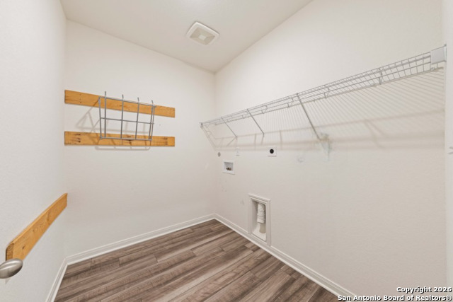 Image 27 of 32 For 6028 Pearl Meadow