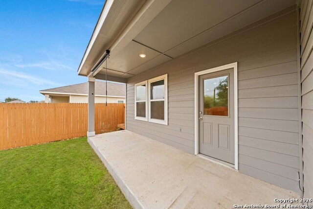 Image 28 of 32 For 6028 Pearl Meadow