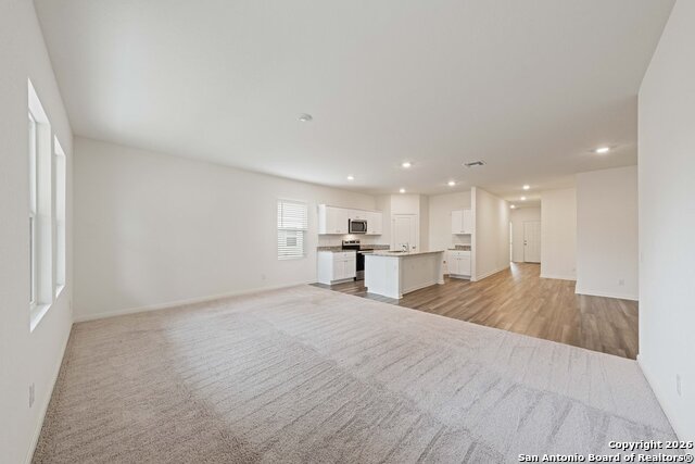 Image 5 of 32 For 6028 Pearl Meadow