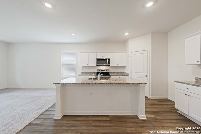 Image 8 of 32 For 6028 Pearl Meadow