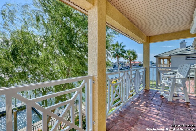 Listing photo id 18 for 401 Porpoise