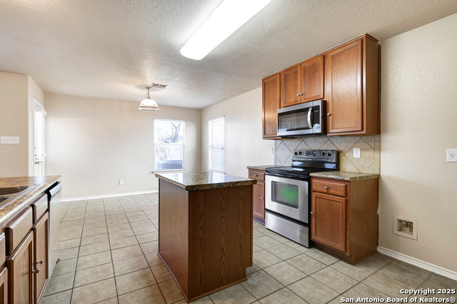 Image 12 of 31 For 11015 Gilpin Canyon