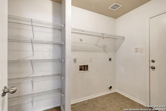 Image 14 of 31 For 11015 Gilpin Canyon