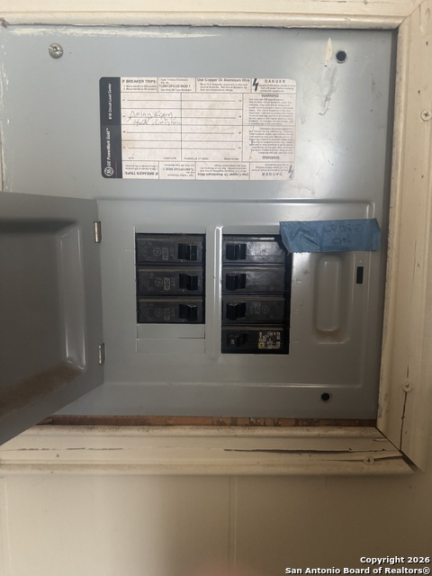 Image 8 of 53 For 2424 Buena Vista