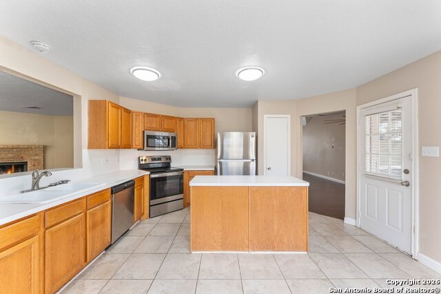 Image 16 of 43 For 13115 Almond Bend Dr