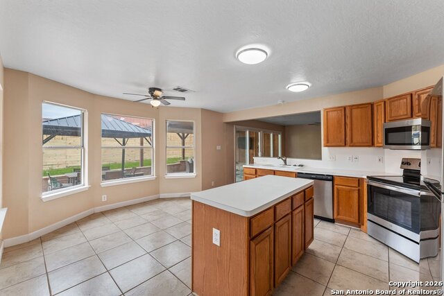 Image 20 of 43 For 13115 Almond Bend Dr