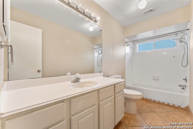 Image 33 of 43 For 13115 Almond Bend Dr