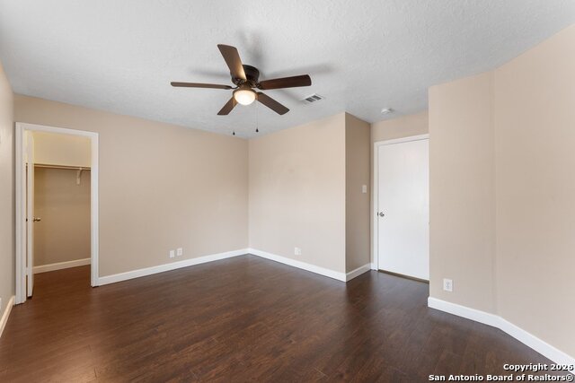 Image 37 of 43 For 13115 Almond Bend Dr