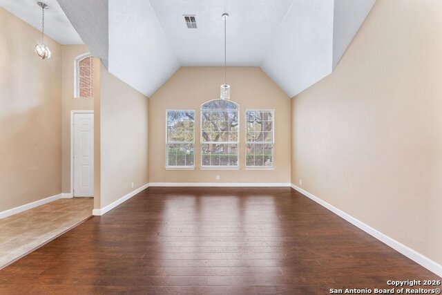 Image 4 of 43 For 13115 Almond Bend Dr