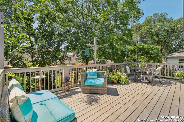 Image 26 of 29 For 617 Evergreen