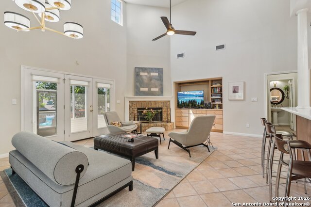 Image 6 of 29 For 617 Evergreen