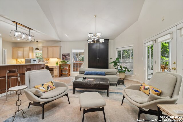 Image 9 of 29 For 617 Evergreen