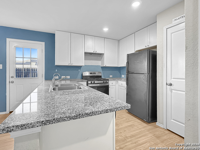 Image 8 of 18 For 6330 Arredondo