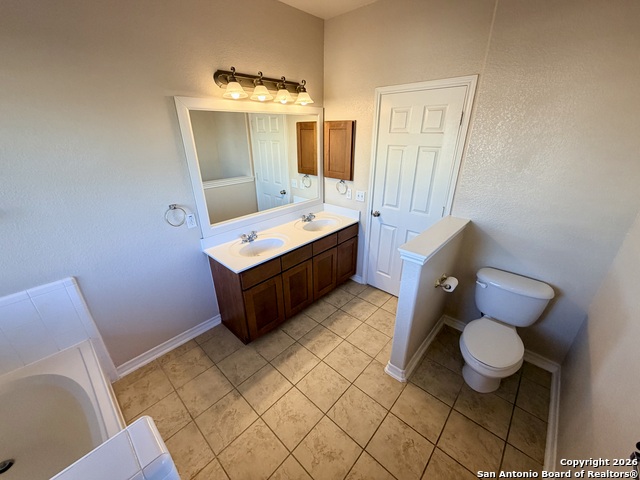 Image 17 of 27 For 25630 Tranquil Rim