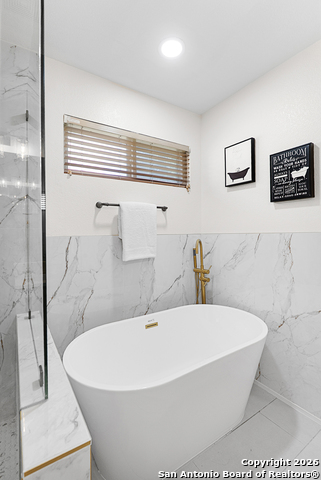 Image 13 of 24 For 407 Cushing